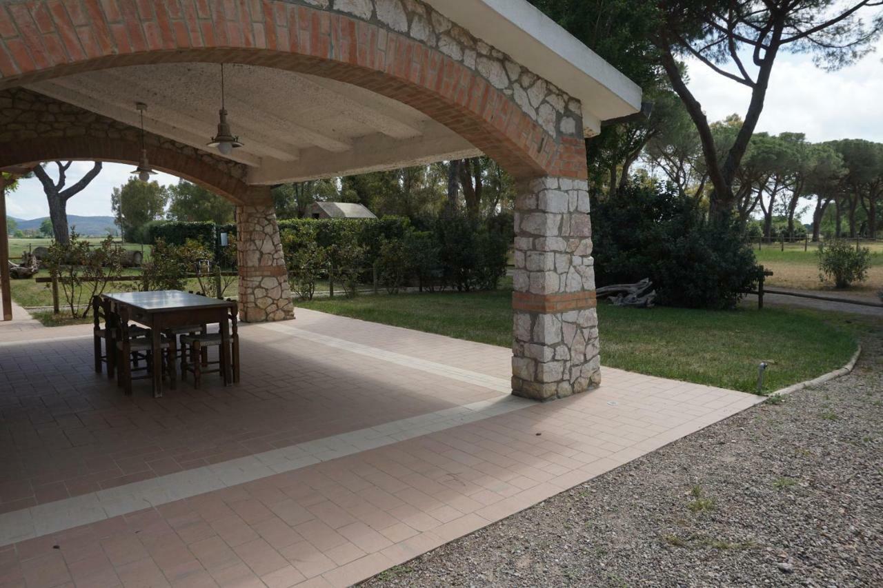 Tenuta San Carlo Hotel Marina Di Grosseto Exterior photo